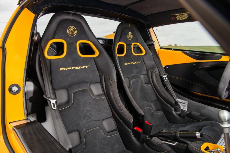 Интерьер Lotus Elise Sprint 220 2017 года  (WW) (фото 18 из 40)